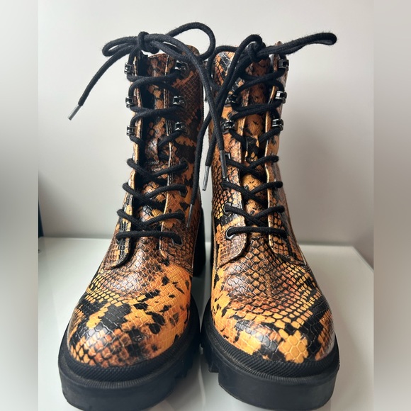 Steve Madden Orange Yellow Snakeskin Combat Boots - Picture 5 of 10